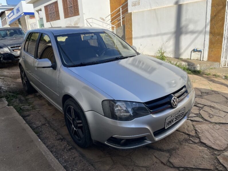 
								Volkswagen Golf full									