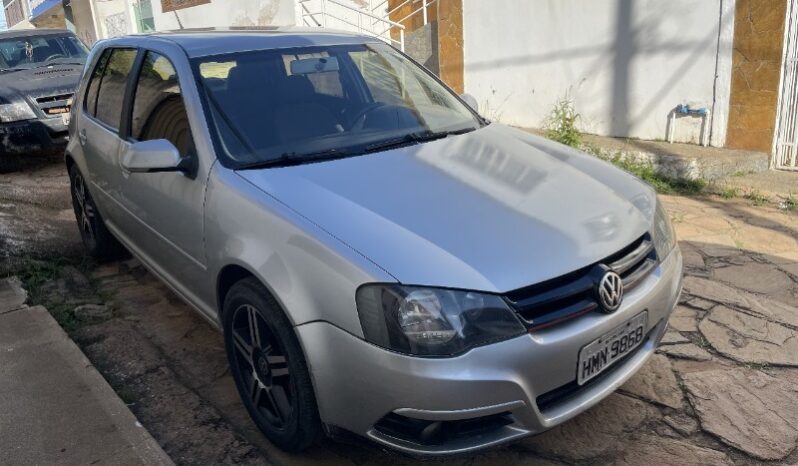 
								Volkswagen Golf full									