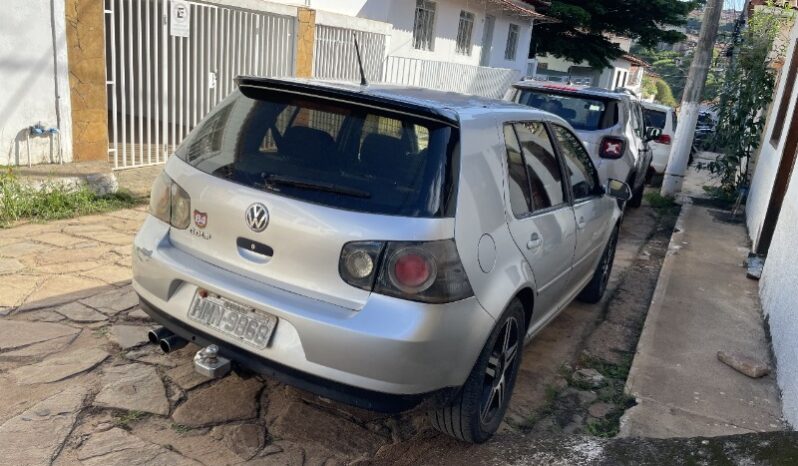 
								Volkswagen Golf full									