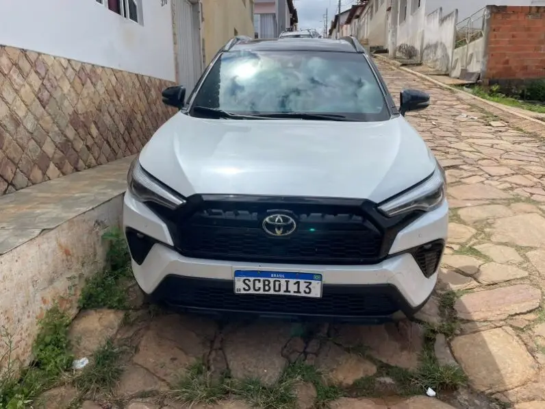 
								Toyota Corola Cross GR full									